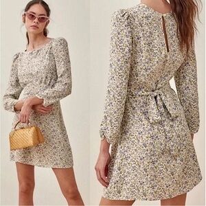 Reformation Women’s Tamra mini dress in the "Pixie" floral print Size 2 Cottage